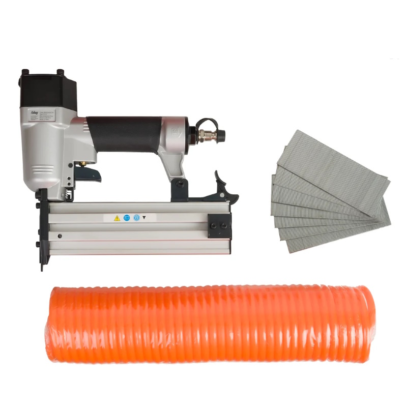 Компрессор безмасляный Fubag WOOD MASTER KIT 8213790KOA611 8213790KOA537 4 OL 1956 4 предмета 6 литров 180 лмин