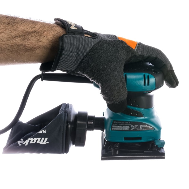 Вибрационная шлифовальная машина Makita BO4556, 200 Вт, 112х102 мм, с пылесборником и комплектом наждачной бумаги в Твери