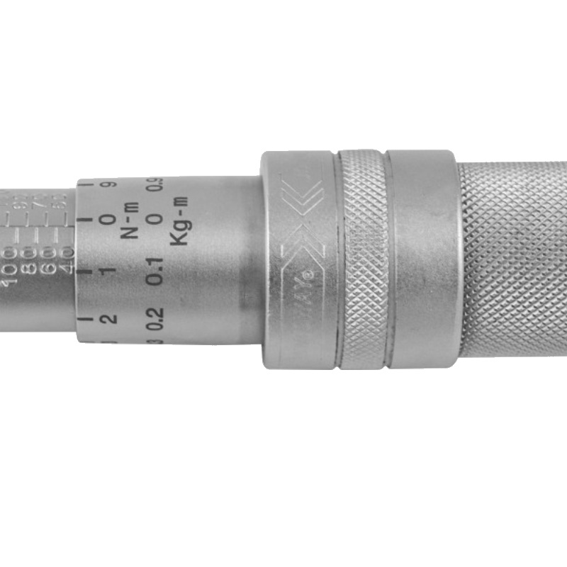 Динамометрический ключ Jonnesway T04080, 3/8", 20-110 HM