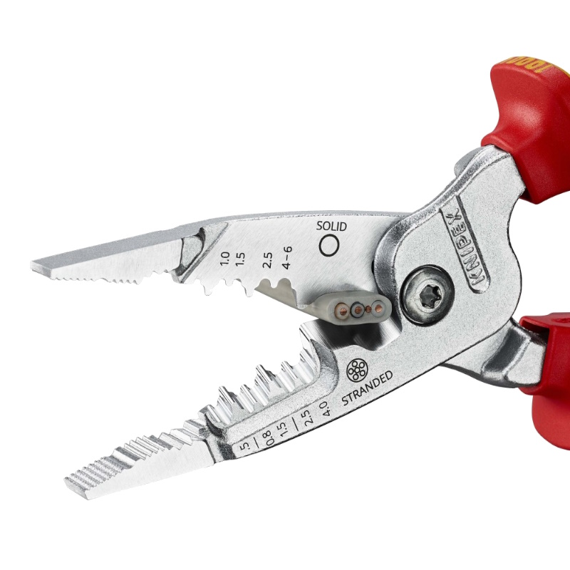 Клещи электромонтажные Knipex KN-1376200ME, 5-в-1, зачистка: 0.75 – 4 / 6 мм², рез: Ø 15 мм / 50 мм², 200 мм, хром, 2-компонентные диэлектрические ручки  в Рыбинске