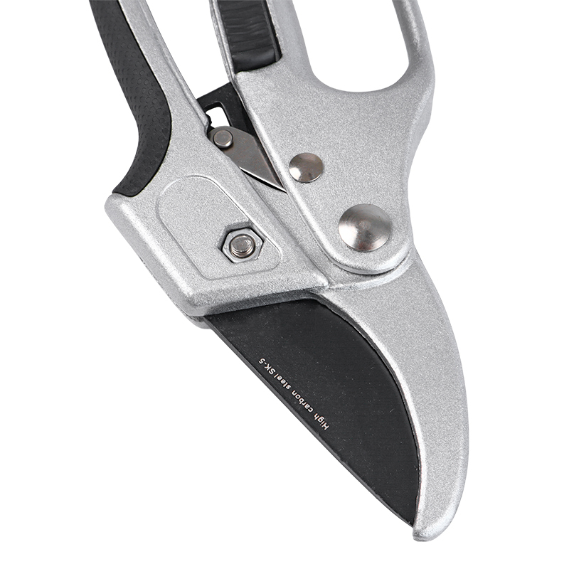 Секатор Polyagro SILVER LUXE 7592330, с храповым механизмом  в Ярославле