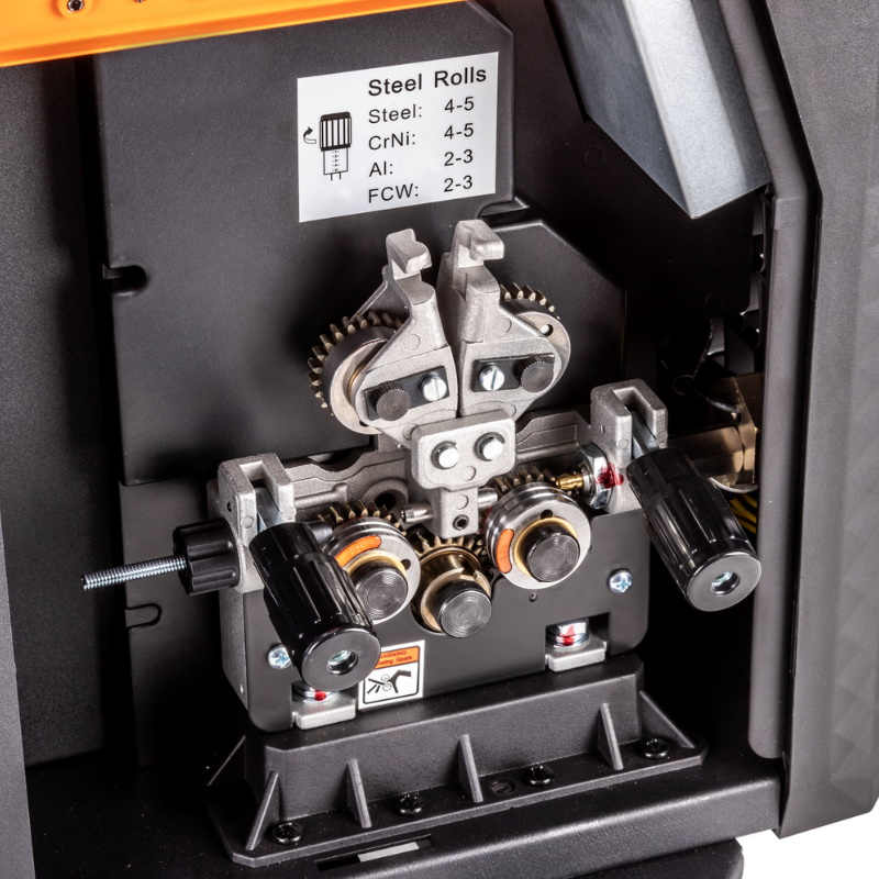Сварочный полуавтомат FoxWeld SAGGIO MIG 505 DP LCD 9311