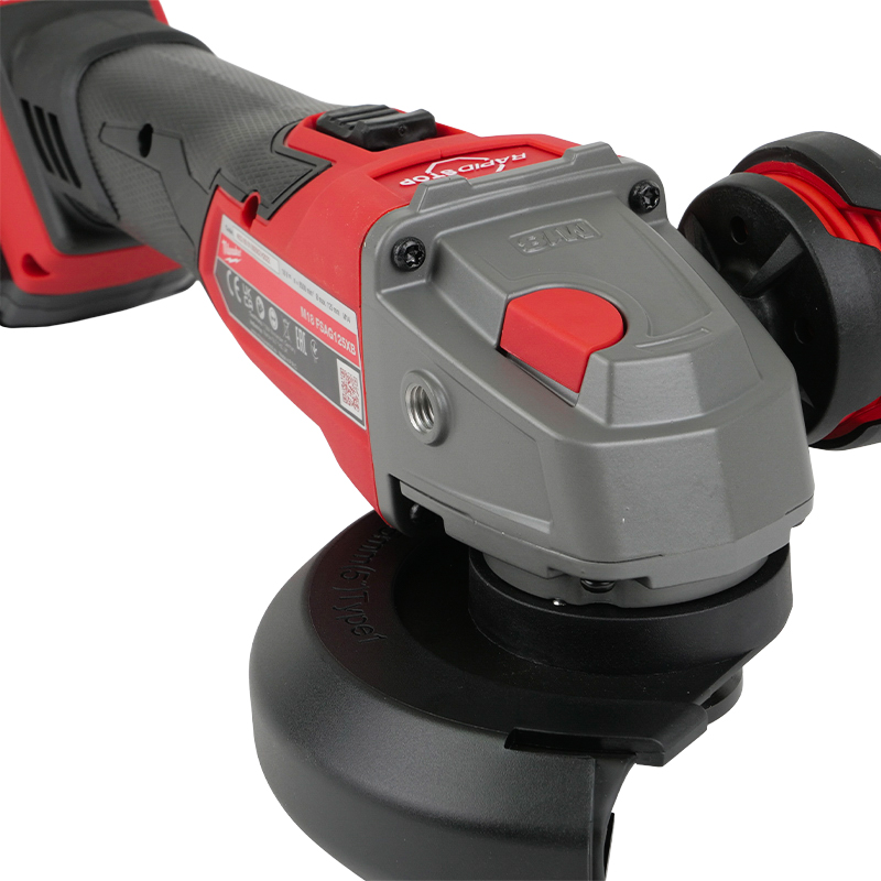 Угловая шлифмашина (болгарка) аккумуляторная Milwaukee M18 FSAG125XB-502X FUEL 4933478430, 125 мм, 18 В, в кейсе в Переславле