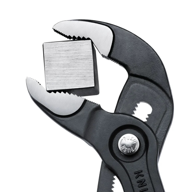 Клещи переставные Knipex COBRA KN-8701300SB, зев 70 мм, длина 300 мм, фосфатированные, обливные ручки в Муроме