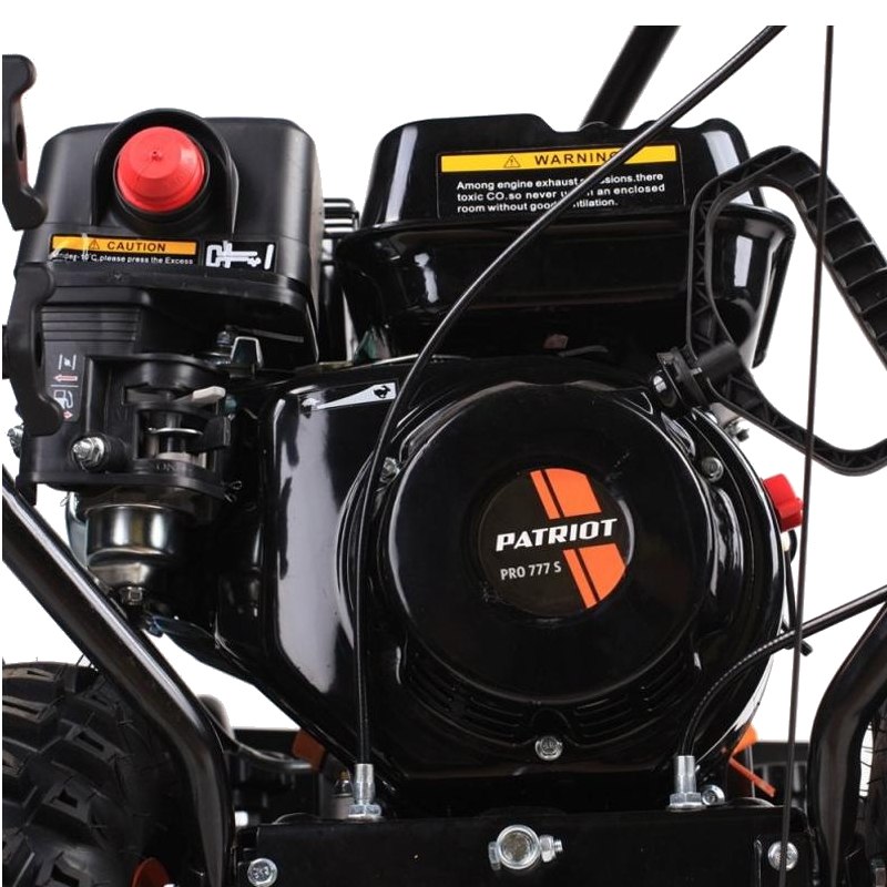 Бензиновый снегоуборщик Patriot PRO 777S 2 насадки (щетки в комплекте)