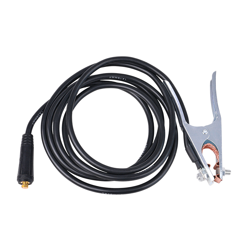 Сварочный полуавтомат Fubag IRMIG 140 SYN LED с горелкой 150А в комплекте