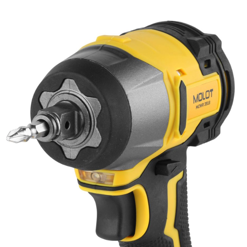Гайковерт аккумуляторный Molot MCWR 3518 XLT Lite SET 2335040 в Туле