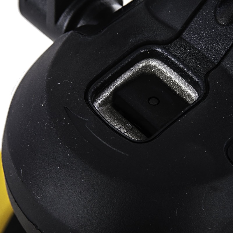 Полировальная машина DeWalt DWP849X (для автомобиля, резьба шпинделя м14, аксессуары, крепление на липучке) в Иваново