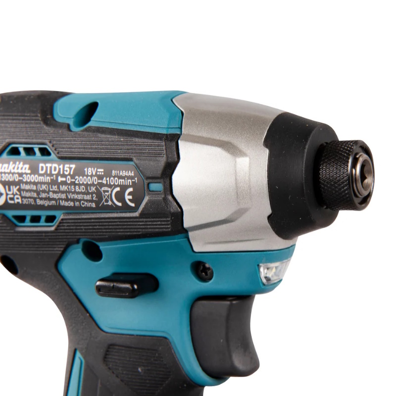 Винтоверт ударный Makita DTD157Z,  аккуммуляторный, LXT BL 18В, 1/4", 140Нм, 2 скорости, без АКБ и ЗУ во Владимире