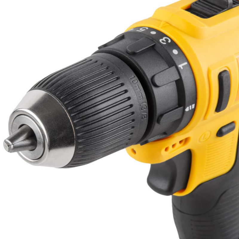 Аккумуляторная дрель-шуруповерт Molot MBD 1215 Li 1335568, в чемодане во Владимире