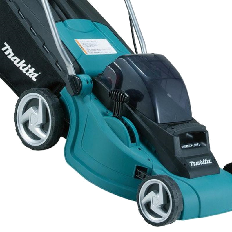 Аккумуляторная газонокосилка Makita DLM380Z (2xАКБ 632F15-1, ЗУ) в Иваново