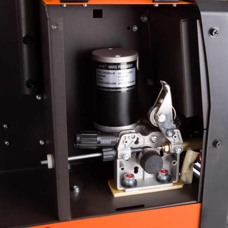 Сварочный полуавтомат FoxWeld INVERMIG 250 Compact 400В SYN 9621