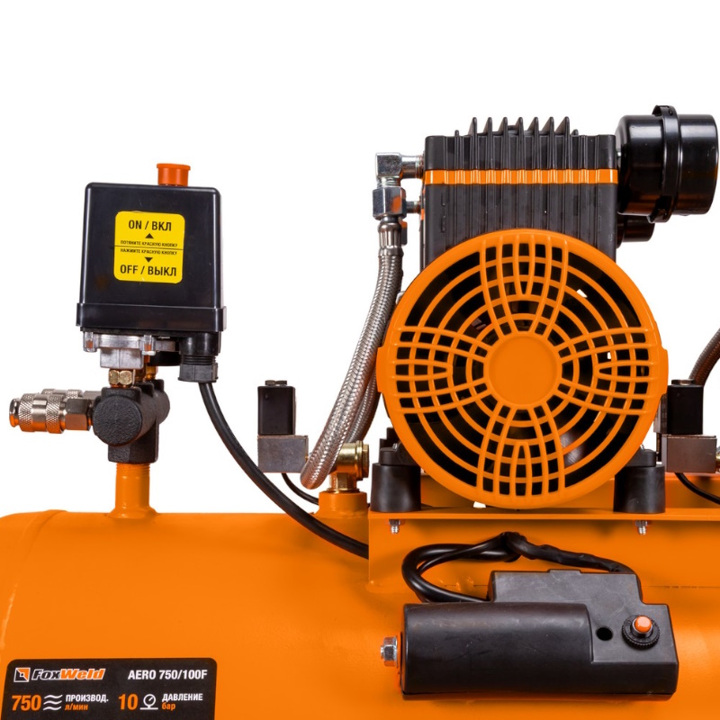 Компрессор безмасляный FoxWeld AERO 750/100F 9986