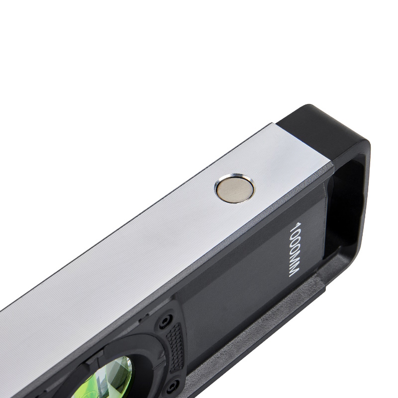 Уровень пузырьковый Elitech HD 320304 207201, 100см, 3 глазка в Александрове