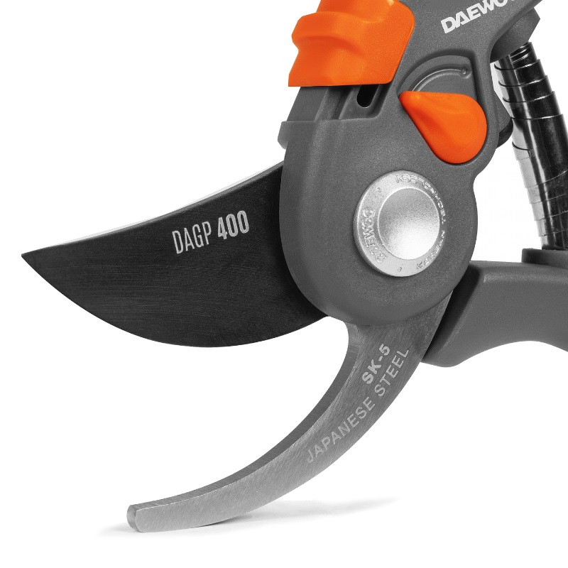 Секатор плоскостной Daewoo DAGP 400, MAX диаметр реза 24 мм в Твери
