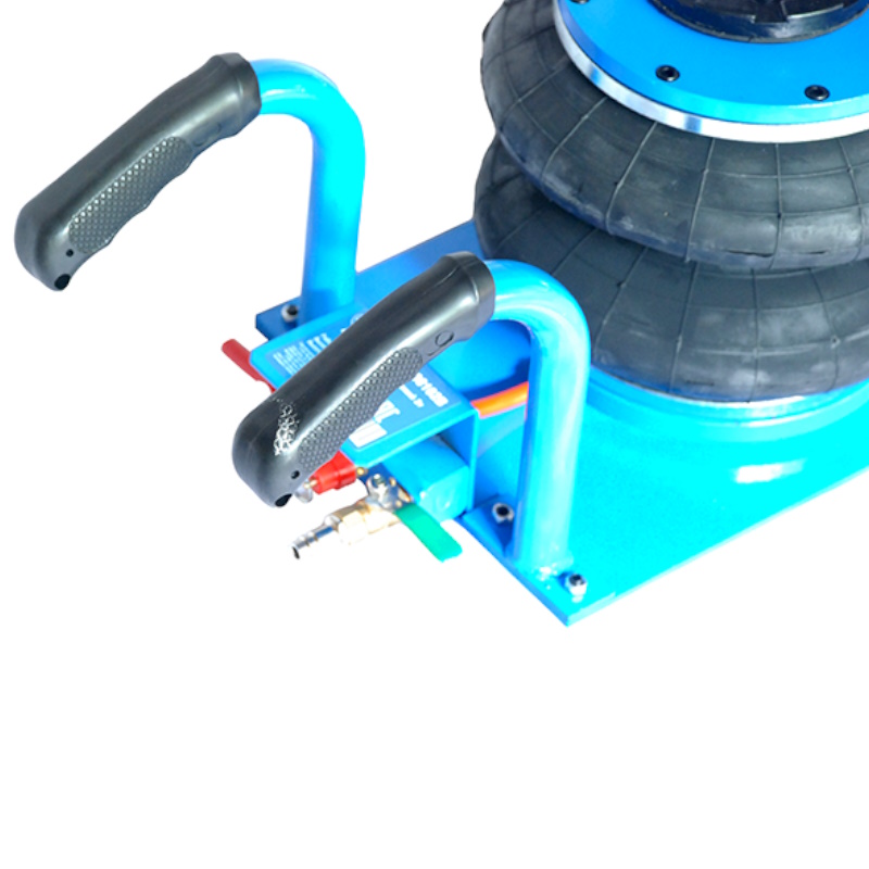 Домкрат AE&T T08102B, 2 т, 2-секционный, пневматический в Костроме