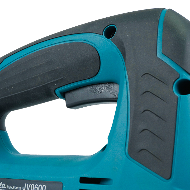 Электрический лобзик Makita JV0600K (650 Вт, маятниковый ход, подключение к пылесосу, быстрая замена оснастки) во Владимире