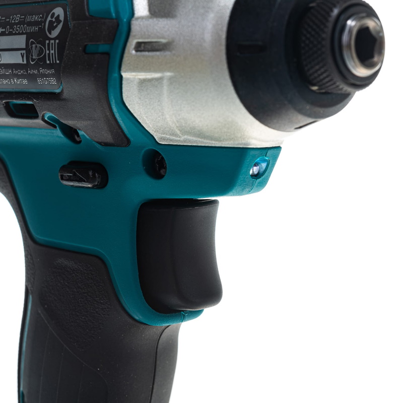 Аккумуляторный винтоверт Makita TD110DWAE (ударный тип, крутящий момент 110 нм, вес 1 кг, подсветка)