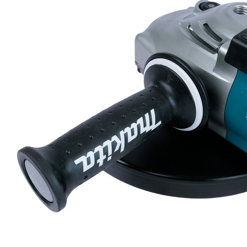 Угловая шлифмашина (болгарка) Makita GA9040SF01, 230 мм, 2600 Вт, плавный пуск в Твери