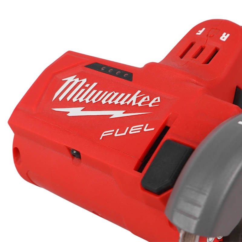 Аккумуляторная отрезная машина Milwaukee M12 Fcot-422X Fuel 4933464619 (20000 оборотов/мин, вес 1.1 кг) в Кинешме