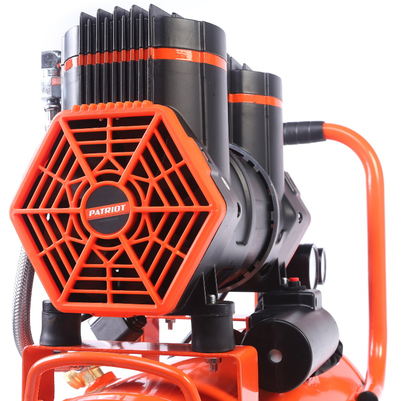 Компрессор поршневой Patriot KDS 280 F24 526302424, безмасляный, 280 л/мин, 1,45 кВт, 8 бар, 24 л, 2800 об/мин, быстросъем + елочка 1/4 в Ярославле