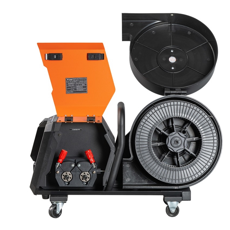 Аппарат ручной лазерной сварки Сварог Laser Weld 1500 3.0