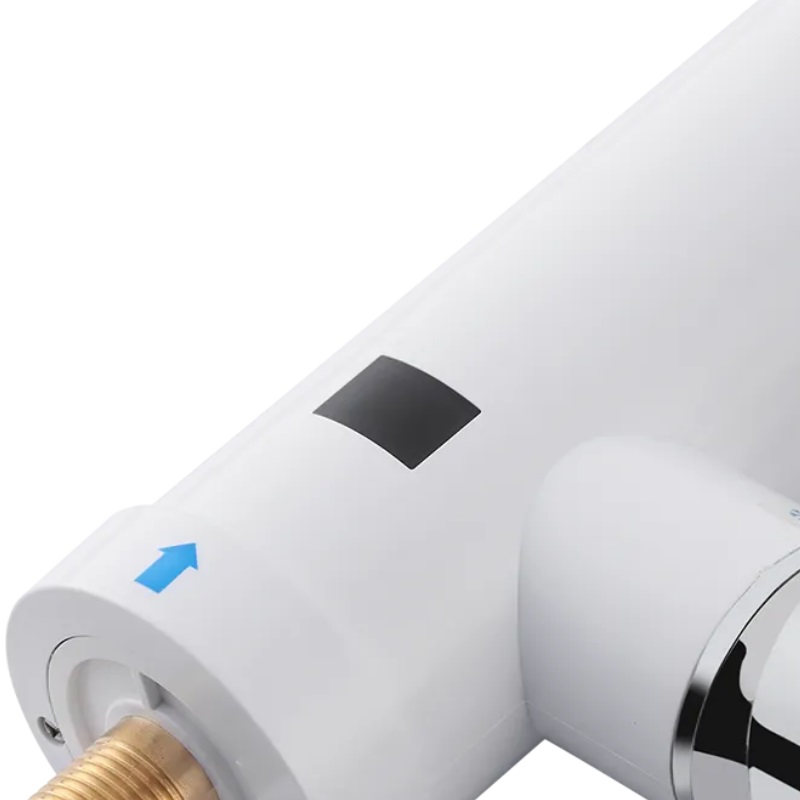 Кран-водонагреватель проточного типа Unipump BKF-015, 3 кВт, с душевой лейкой 38709 в Череповце