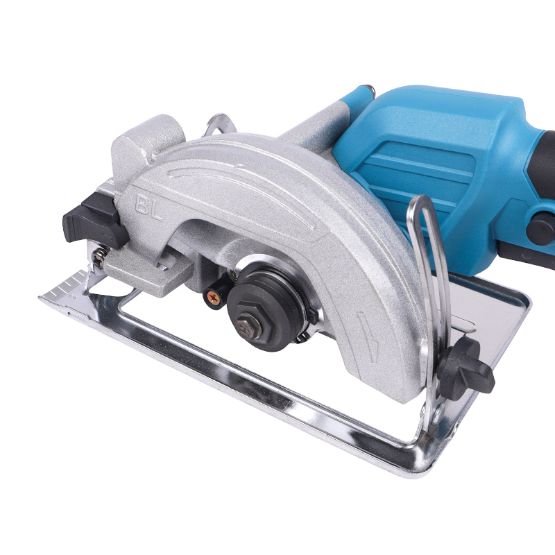Бесщеточная аккумуляторная дисковая пила Grower DBL26, 145 мм, 21v (под Makita LXT), 4Ah, аккумулятор 2 шт., З/У   в Угличе