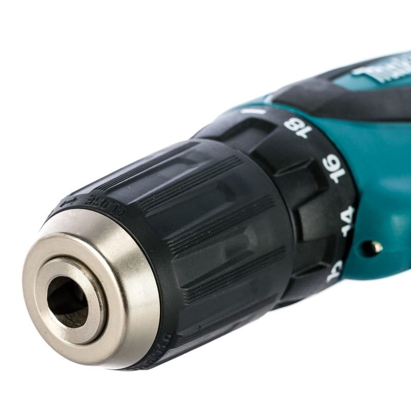 Аккумуляторная дрель-шуруповерт Makita DF 330DWE в Иваново
