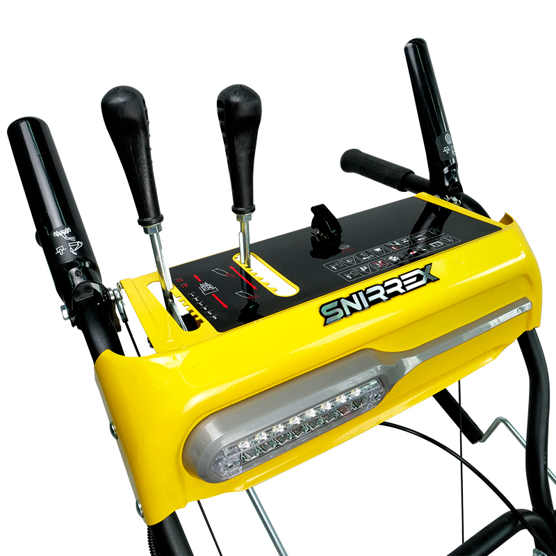Снегоуборщик бензиновый Snirrex SLC 7071EF, 7 л.с., захват 710х510, фара, электростартер во Владимире