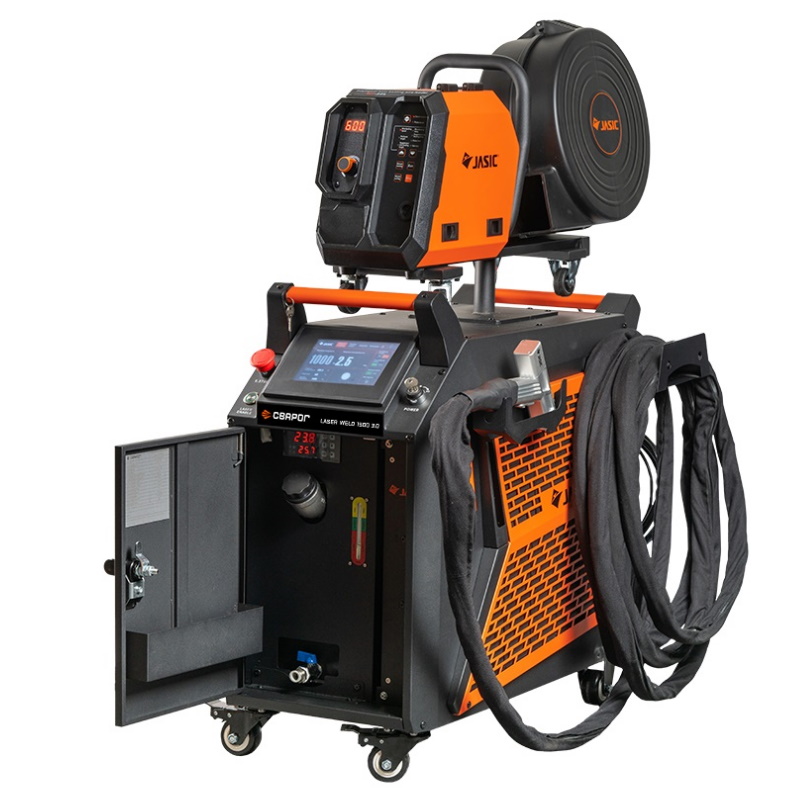 Аппарат ручной лазерной сварки Сварог Laser Weld 1500 3.0