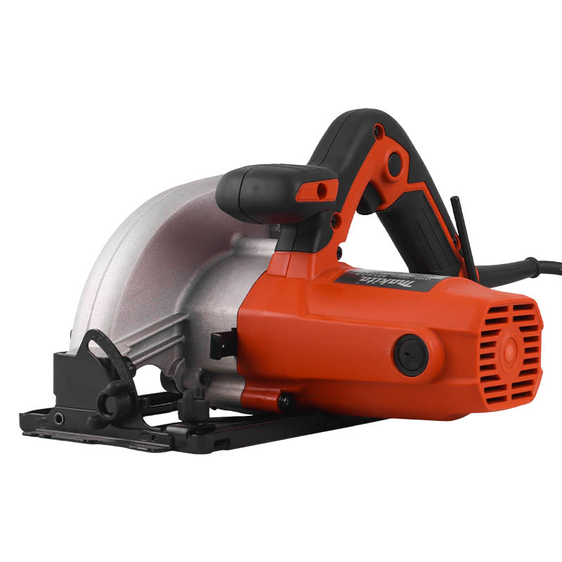 Дисковая пила Makita M5802 (глубина пропила под углом 90° 68 мм) в Костроме