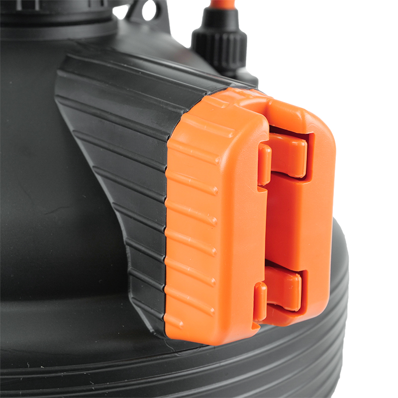 Опрыскиватель помповый Finland 1604 с клапаном сброса давления (5л, черный)