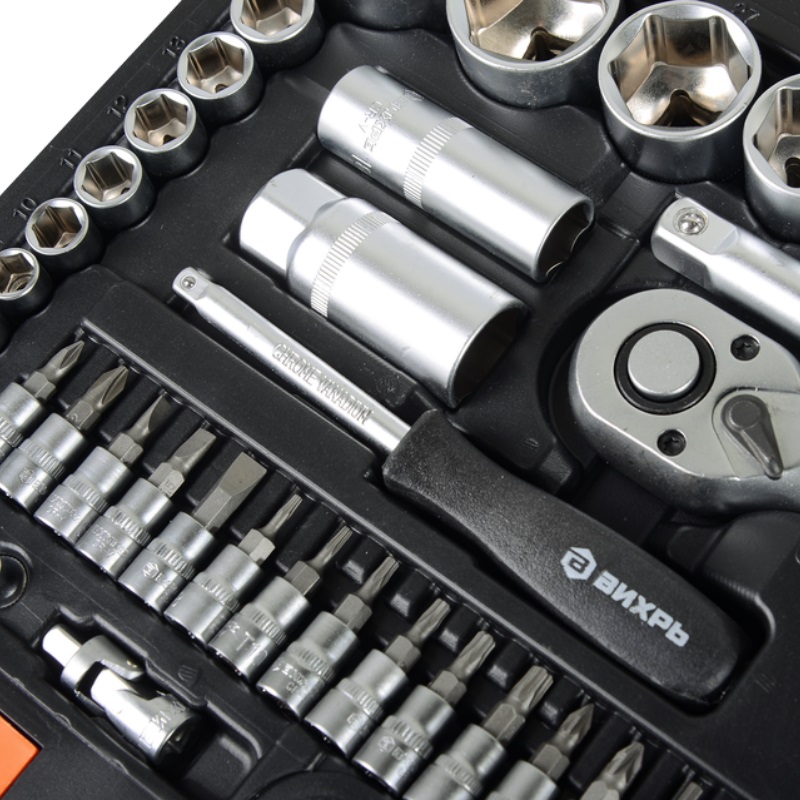 Набор инструментов Вихрь Авто 73/6/7/6 (82 предмета)