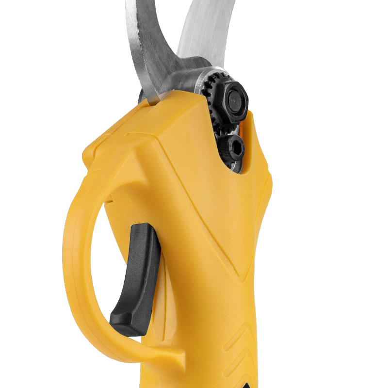 Секатор аккумуляторный Kolner KPR 18-30BL2K 4610264003608, 18V, UNI-M Standard, 2 АКБ1.5Ач, ЗУ, кейс в Ярославле