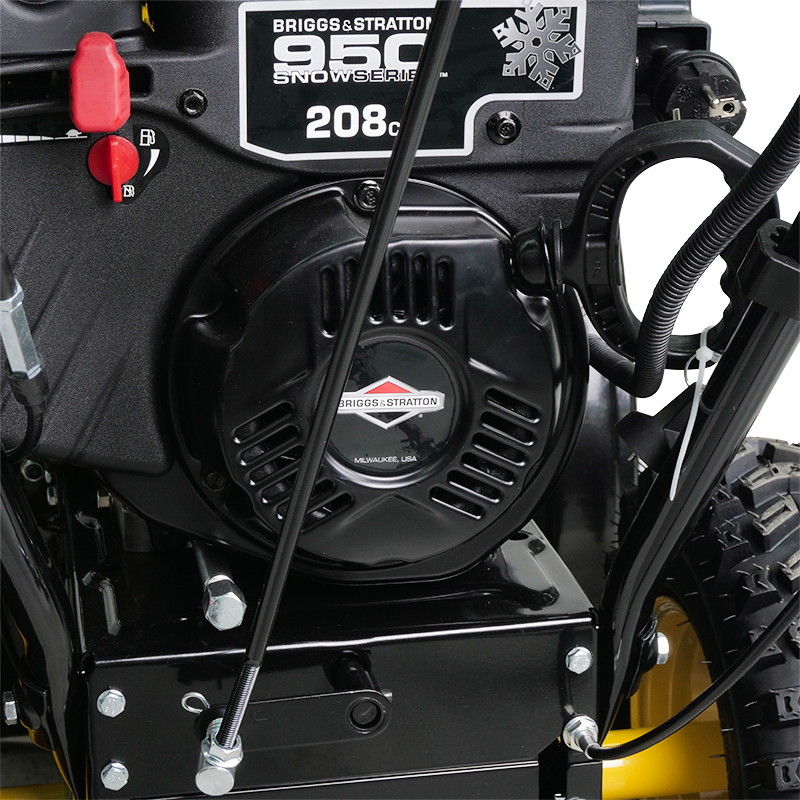 Бензо снегоуборщик для очистки снега Champion ST656BS (дальность выброса 14 м, ширина захвата 560 мм, электрозапуск) в Иваново