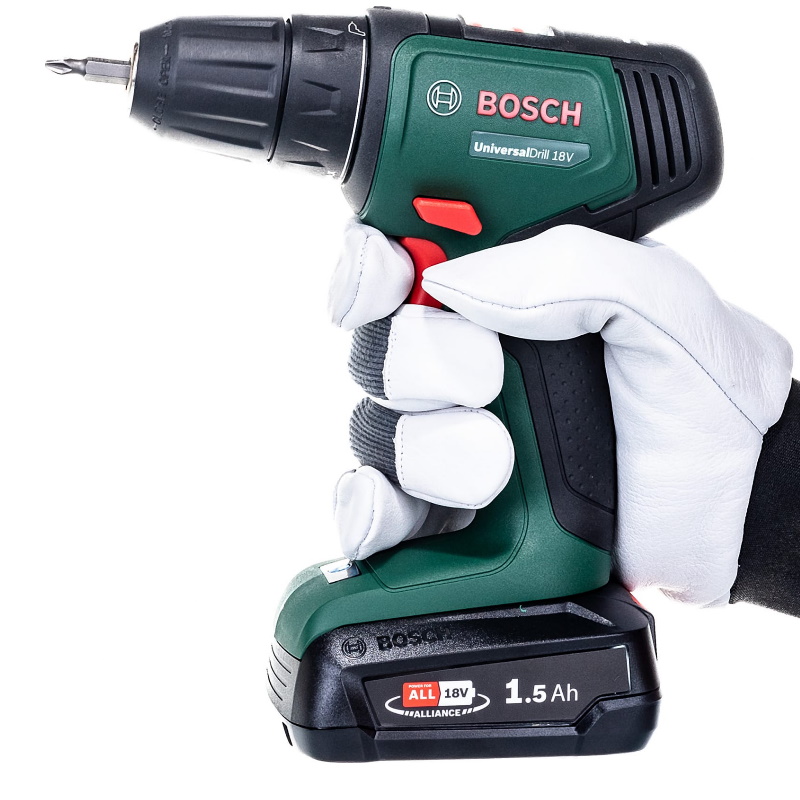 Аккумуляторная дрель-шуруповерт Bosch UniversalDrill 18V 06039D4002