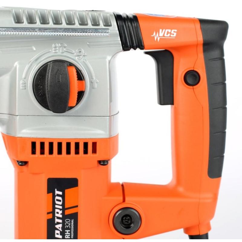 Перфоратор Patriot RH 320 140301366 в кейсе, с защитной муфтой, с виброзащитой в Муроме