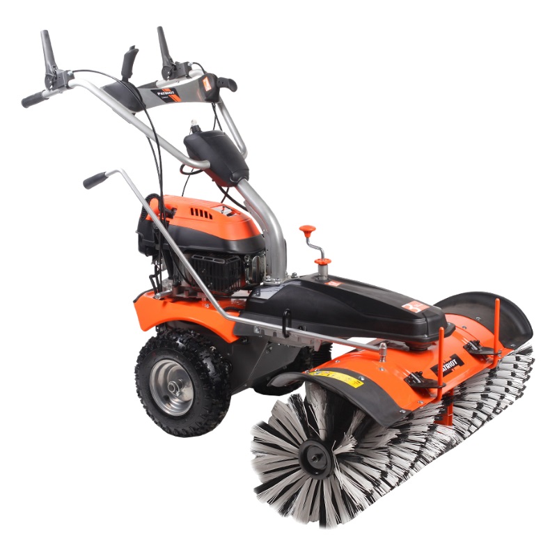 Бензиновая подметальная машина Patriot S 610 P (мощность 5.5 лошадиных сил, ширина 1000 мм, колеса)