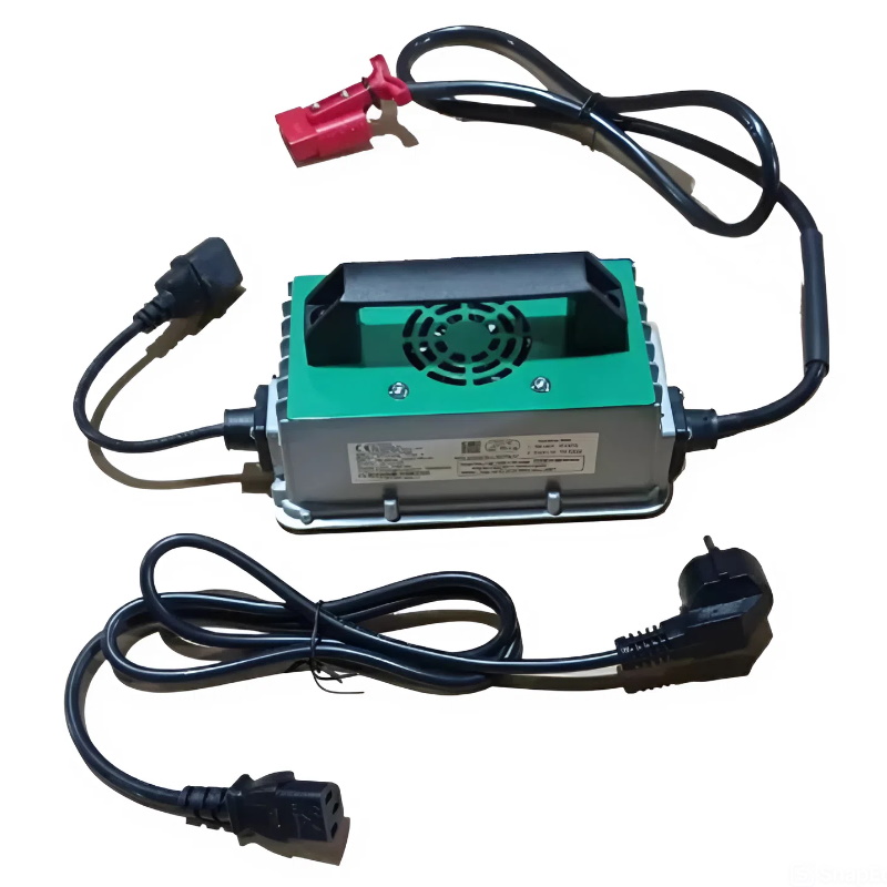Зарядное устройство для штабелёров CDDB-E 12V/15A (Outside charger 12V/15A) TOR 1024794 в Александрове