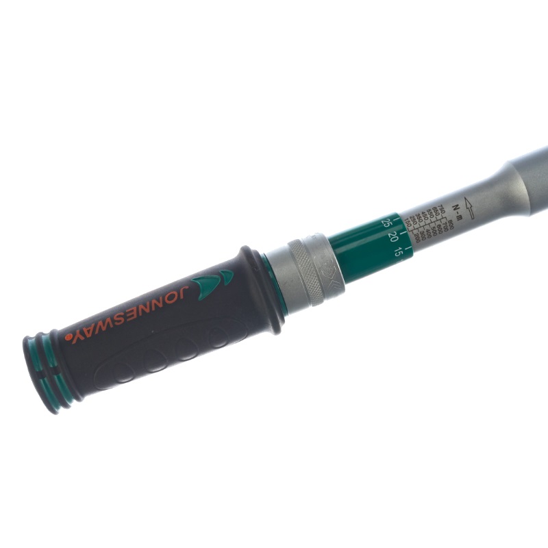 Ключ динамометрический Jonnesway T27801N (1", диапазон усилия 150-800 Нм) в Твери