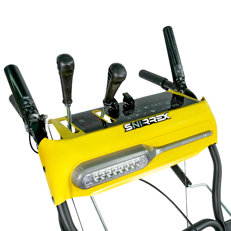 Снегоуборщик бензиновый Snirrex SLC 7066XT LONCIN 196 куб.см, 6,5 л.с, захват 660х510; 6/2; фара , подогрев ручек в Череповце