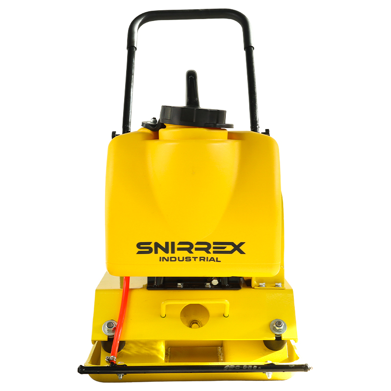 Виброплита Snirrex SC-90 Lifan 168F-2, колеса, бак д/воды в Иваново