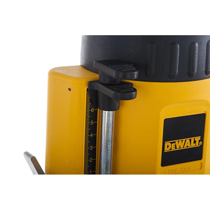 Фрезер DeWalt DW 626