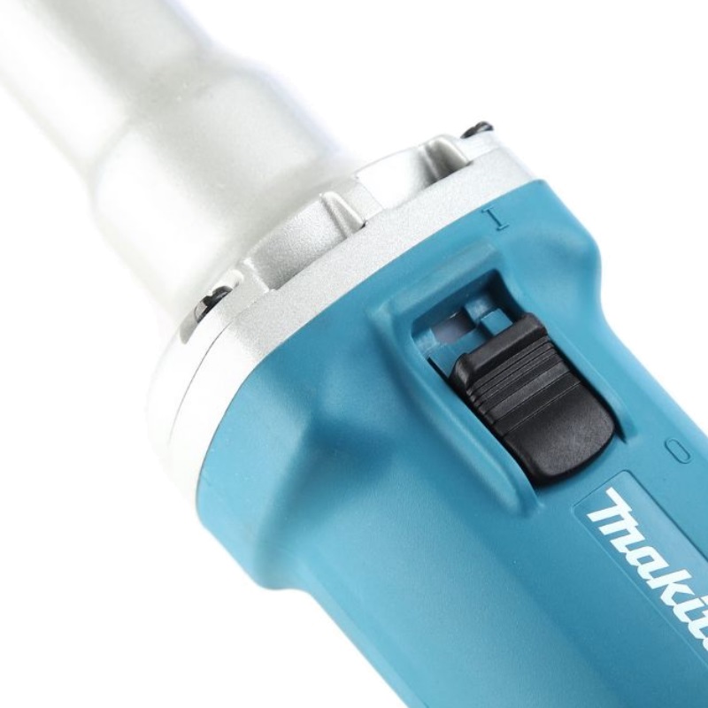 Шлифмашина прямая Makita GD0800C питание 220 В патрон 6 мм по дереву металлу и бетону длина провода 25 м
