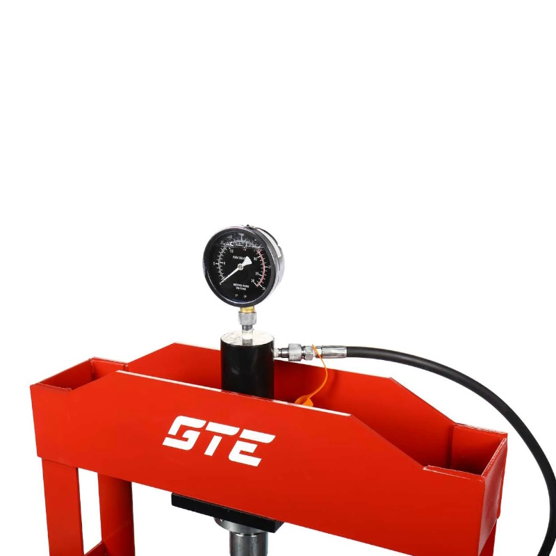 Пресс напольный гидравлический GTE GTE-HPN13020, с ножным и ручным приводом, 20 т в Угличе
