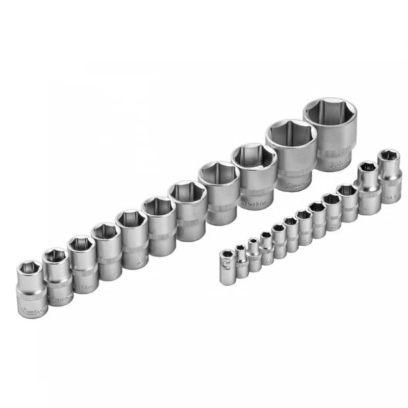 Набор инструментов MTX 135299, 1/2", 1/4", CrV, пластиковый кейс 89 предметов в Муроме