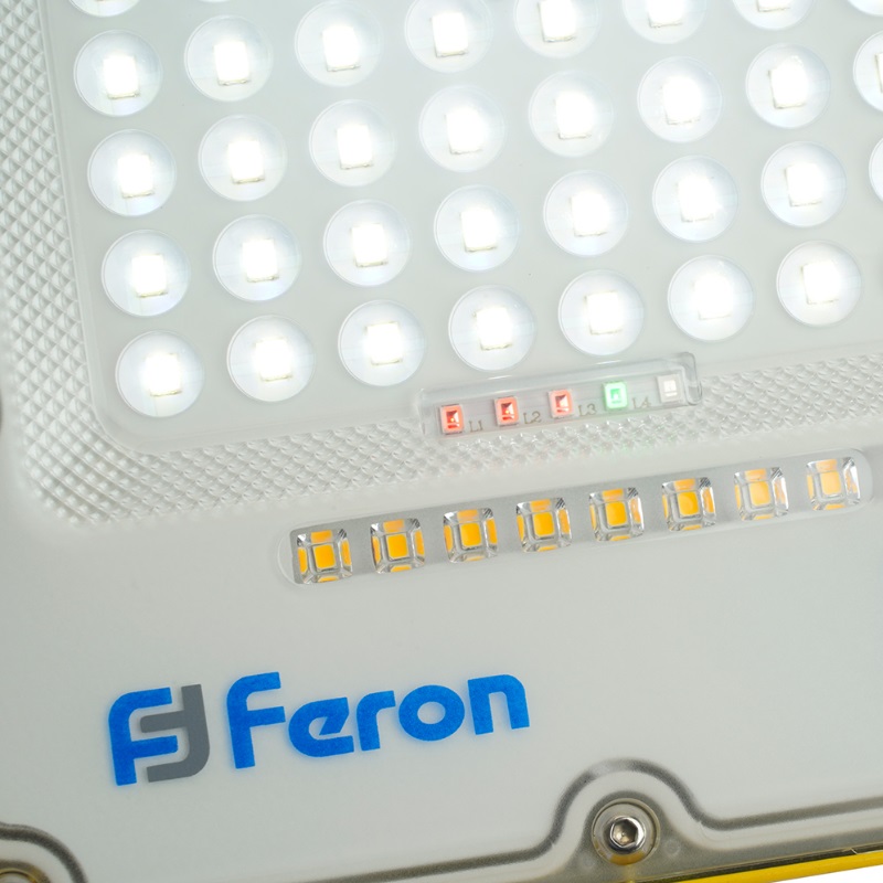 Прожектор светодиодный Feron LL-951 48676 (переносной, с зарядным устройством, 50W, 10Ah, 6400K, IP66) в Коврове