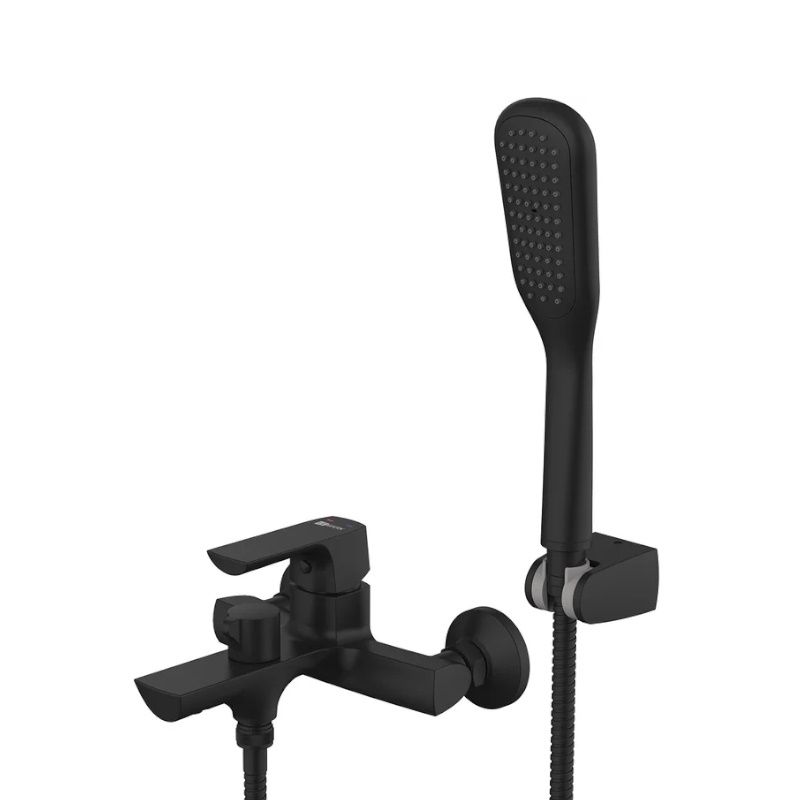 Смеситель для ванны Lemark Ursus LM7214BL с коротким изливом черный 21880₽
