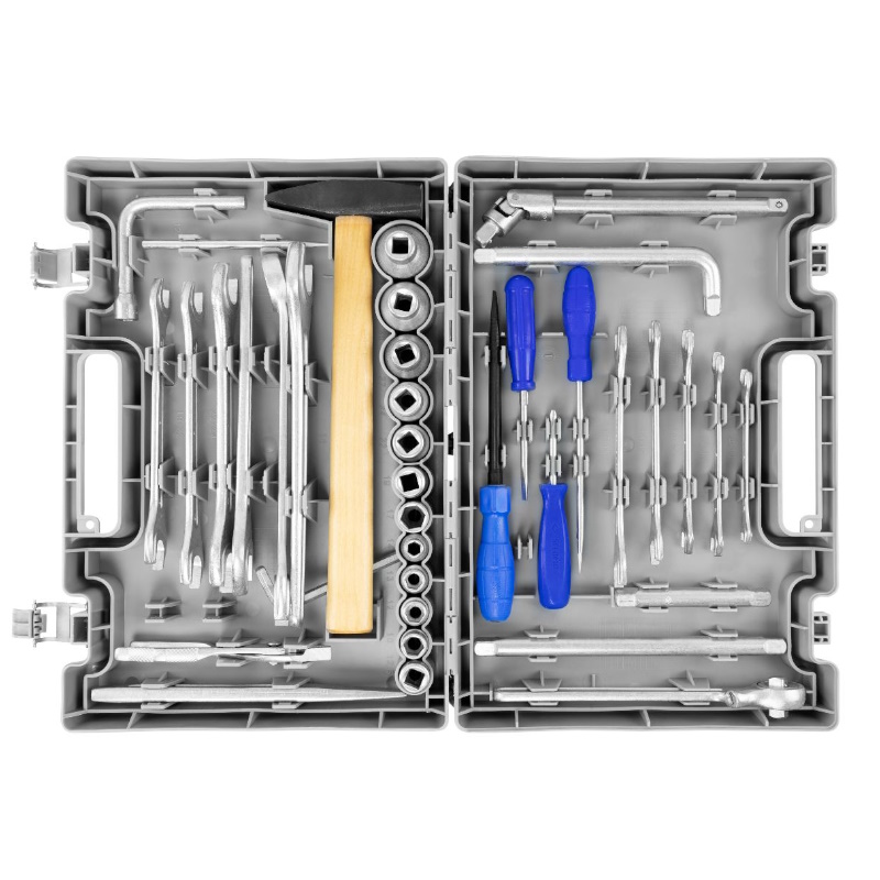 Набор инструмента Sitomo Тракторист BELARUS 1141694 39 предметов пластиковый кейс 12398₽